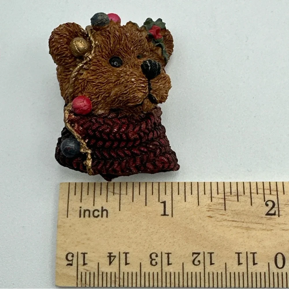 Vintage Christmas Holiday‎ Bear Brooch #650